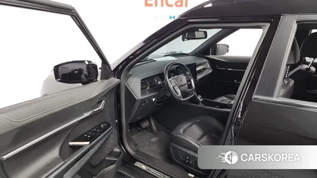 Ssangyong Torres 2022 Черный из Кореи, фото 2