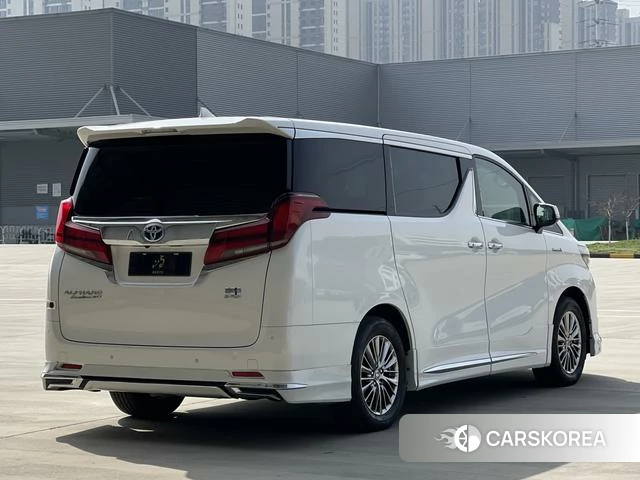 Toyota Elfa 2021 Белый из Китая, фото 2