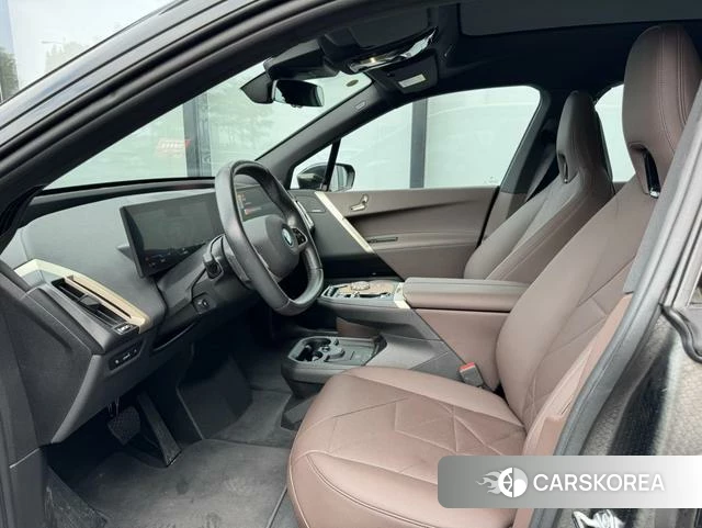 BMW iX 2024 Черный из Китая, фото 2