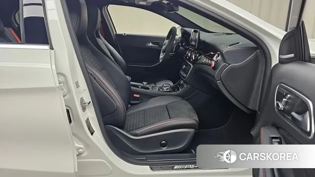 Mercedes-Benz GLA-Class X156 2019 Белый из Кореи, фото 2