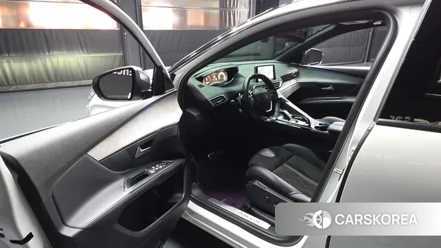 Peugeot 3008 second generation 2020 Белый из Кореи, фото 2