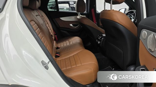 Mercedes-Benz GLC-Class X253 2021 Белый из Кореи, фото 2