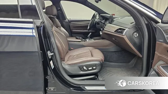 BMW 6 Series GT (G32) 2020 Черный из Кореи, фото 2