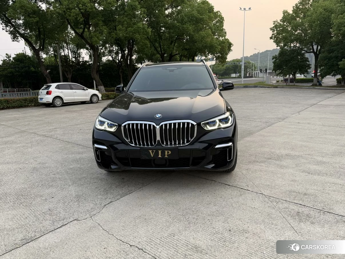 BMW X5 2022 Черный из Китая, фото 2