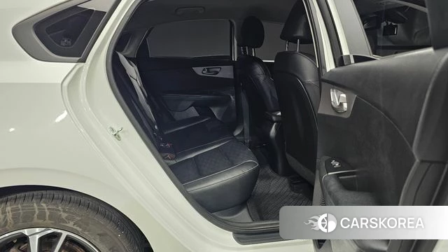 Kia The New K3 2nd generation 2021 Белый из Кореи, фото 2