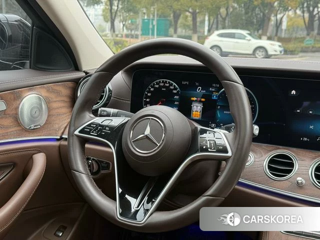 Mercedes-Benz E-class id 4209148 из Китая 2