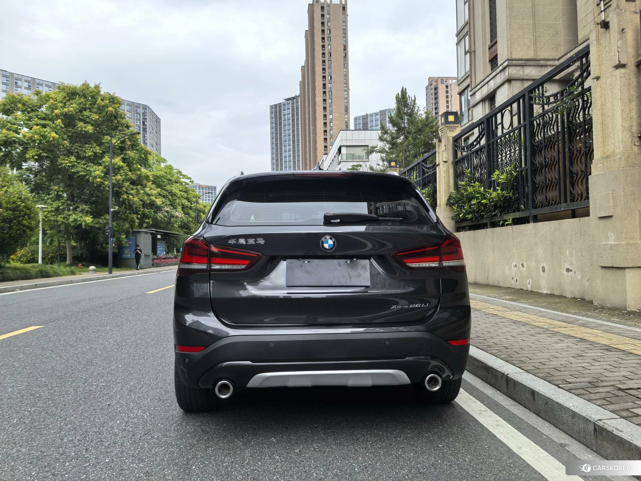 BMW X1 2021 Темно-серый из Китая, фото 2
