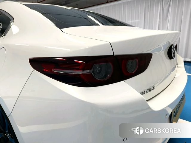 Mazda 3 Angkesaila 2024 Белый из Китая, фото 2