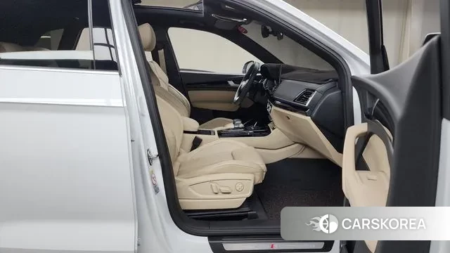 Audi Q5 (FY) 2022 Белый из Кореи, фото 2