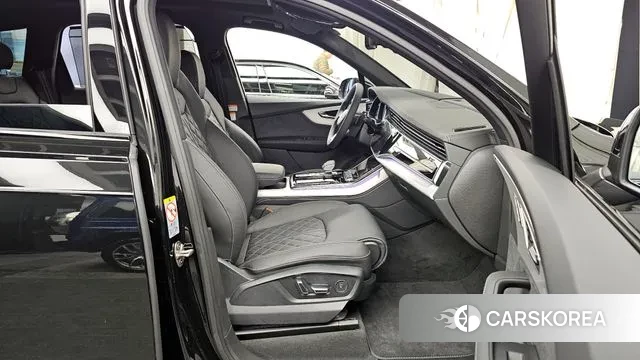 Audi Q7 (4M) 2025 Черный из Кореи, фото 2