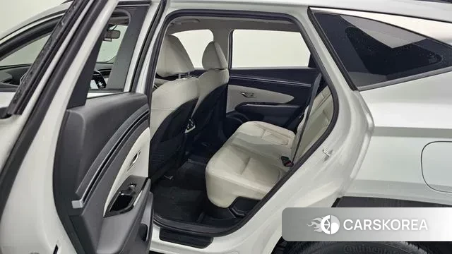 Hyundai Tucson Hybrid (NX4) 2021 Белый из Кореи, фото 2