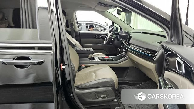 Kia The New Carnival 4th Generation 2024 Черный из Кореи, фото 2