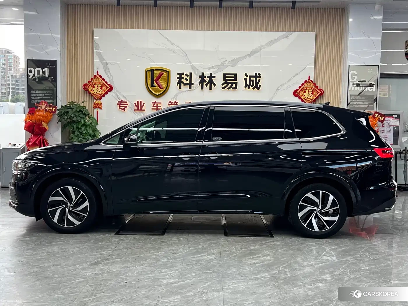 Volkswagen Viloran 2023 Черный из Китая, фото 2