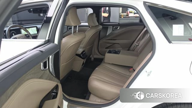 Kia K8 2022 Белый из Кореи, фото 2