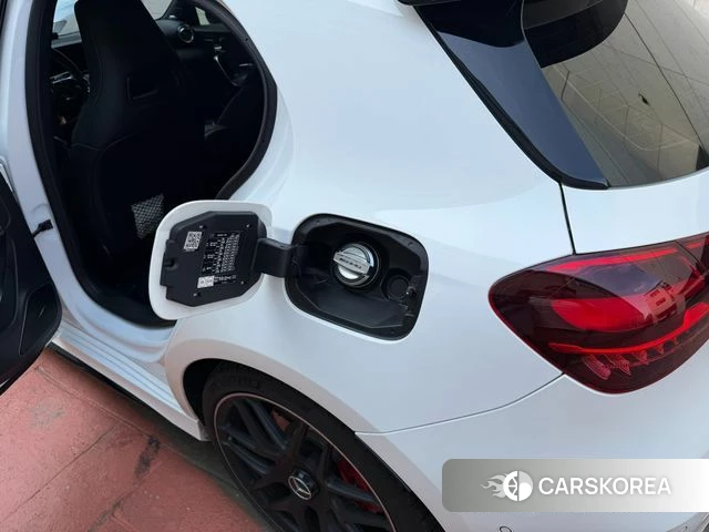 Mercedes-Benz A-Class W177 2025 Белый из Кореи, фото 2