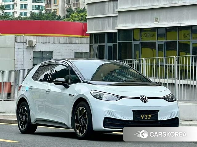 Volkswagen ID.3 2023 Белый из Китая, фото 2