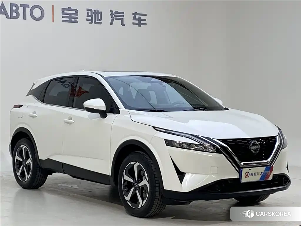 Nissan Qashqai 2023 Белый из Китая, фото 2
