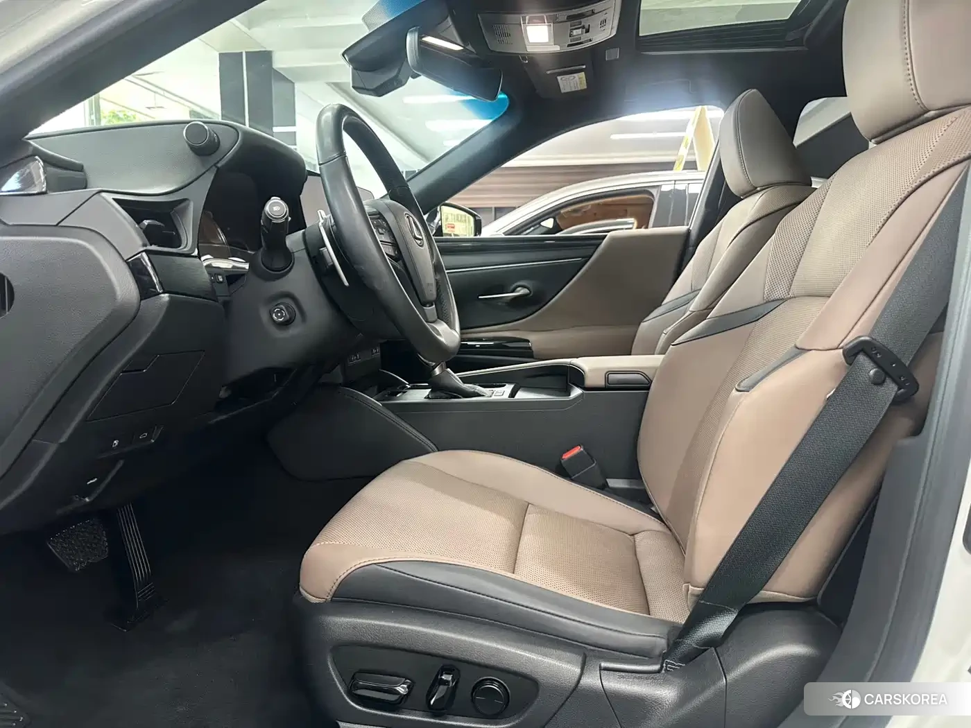Lexus ES 2024 Белый из Китая, фото 3