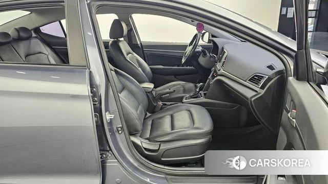 Hyundai Avante AD 2018 Серый из Кореи, фото 2