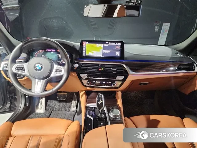 BMW 5 Series (G30) 2020 Серый из Кореи, фото 2