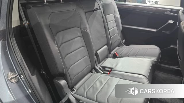 Volkswagen Tiguan Allspace 2024 Серый из Кореи, фото 2