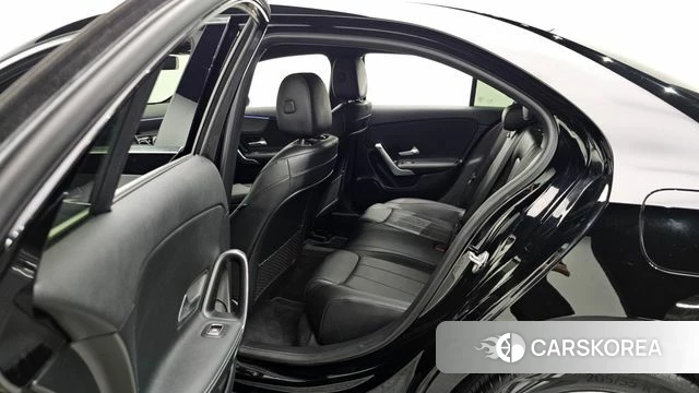 Mercedes-Benz A-Class W177 2021 Черный из Кореи, фото 2