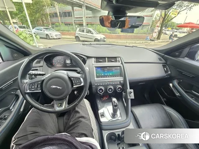 Jaguar E-PACE 2018 Серебристо-серый из Кореи, фото 2