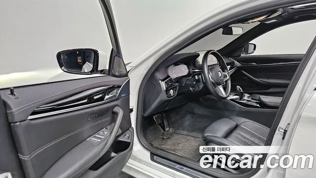 BMW 5 Series (G30) id 2658318 из Кореи 2