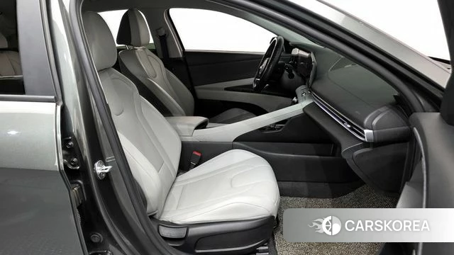 Hyundai Avante Hybrid (CN7) 2021 Серый из Кореи, фото 2