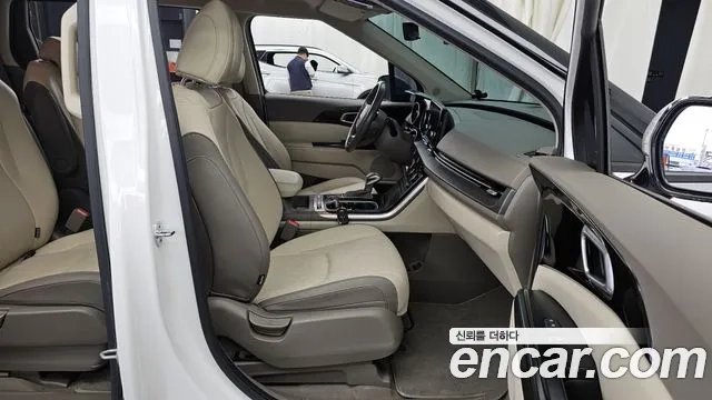 Kia Carnival 4th generation 2021 Белый из Кореи, фото 2