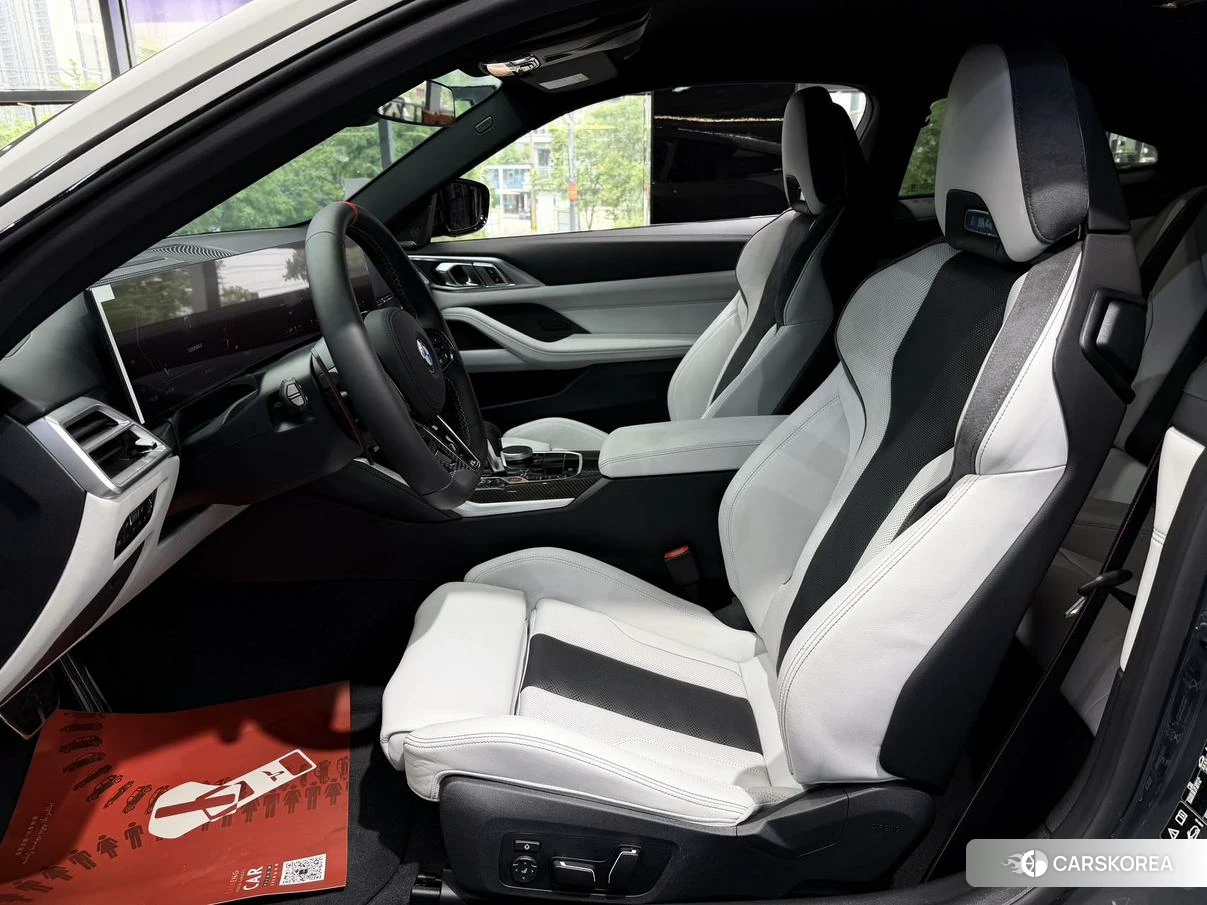 BMW M4 2024 Темно-серый из Китая, фото 2