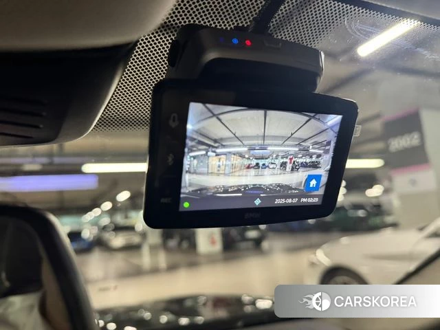 BMW 5 Series (G30) 2023 Черный из Кореи, фото 2