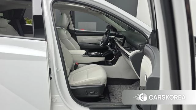 Hyundai The New Tucson (NX4) 2024 Белый из Кореи, фото 2