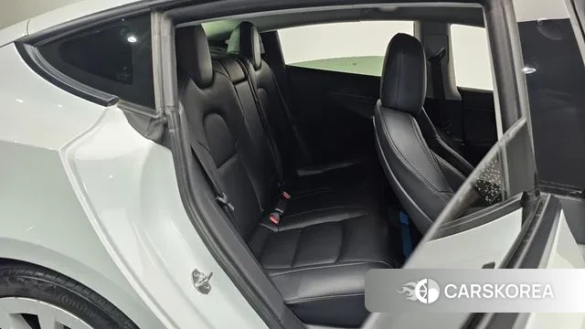 Tesla Model 3 2021 Белый из Кореи, фото 2