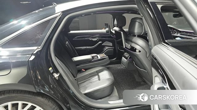 Audi A8 (D5) 2021 Черный из Кореи, фото 2