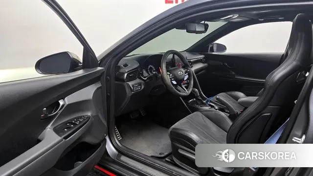 Hyundai Veloster (JS) 2022 Серый из Кореи, фото 2