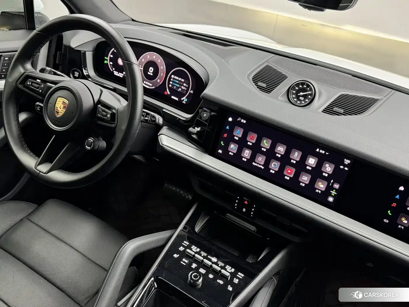 Porsche Cayenne 2024 Белый из Китая, фото 2