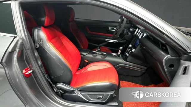 Ford Mustang 2019 Серый из Кореи, фото 2