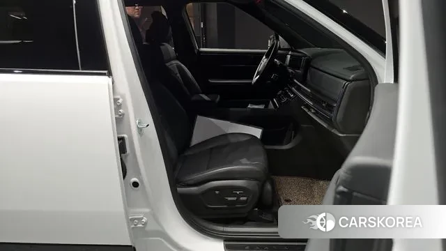 Hyundai Santa Fe (MX5) 2024 Белый из Кореи, фото 2