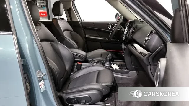 Mini Cooper Countryman 2023 Небесно-голубой из Кореи, фото 2