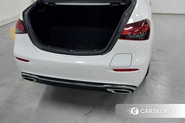 Mercedes-Benz E-Class W213 2023 Белый из Кореи, фото 2