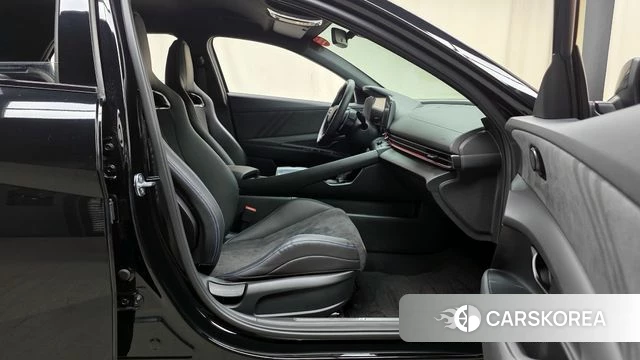 Hyundai The New Avante (CN7) 2025 Черный из Кореи, фото 2