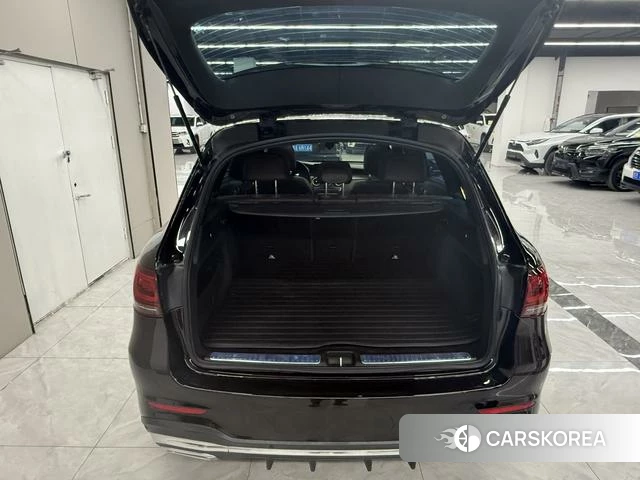 Mercedes-Benz GLC 2022 Коричневый из Китая, фото 2