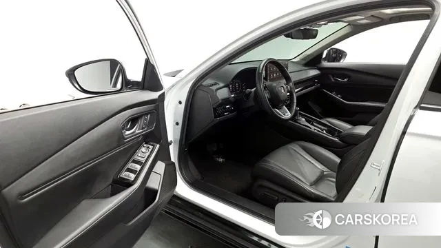 Honda Accord 11th Generation 2023 Белый из Кореи, фото 2