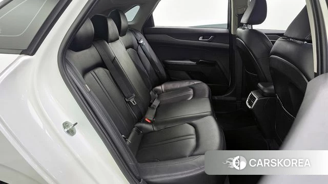 Kia K5 3rd generation 2021 Белый из Кореи, фото 2