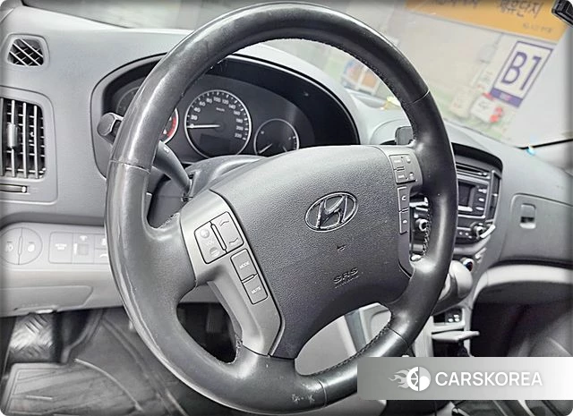 Hyundai The New Grand Starex 2018 Черный из Кореи, фото 2