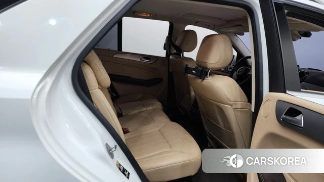 Mercedes-Benz GLE - Class W166 2018 Белый из Кореи, фото 2