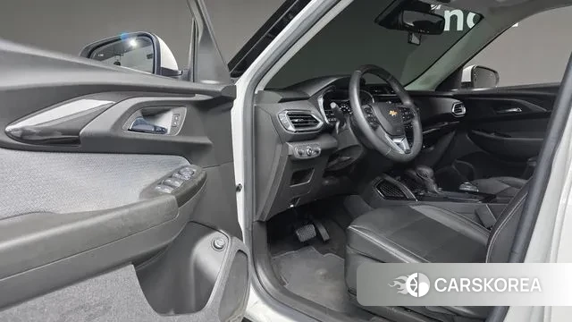 Chevrolet (GM Daewoo) Trailblazer 2022 Белый из Кореи, фото 2