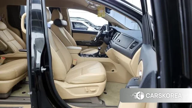 Kia The New Carnival 2019 Черный из Кореи, фото 2