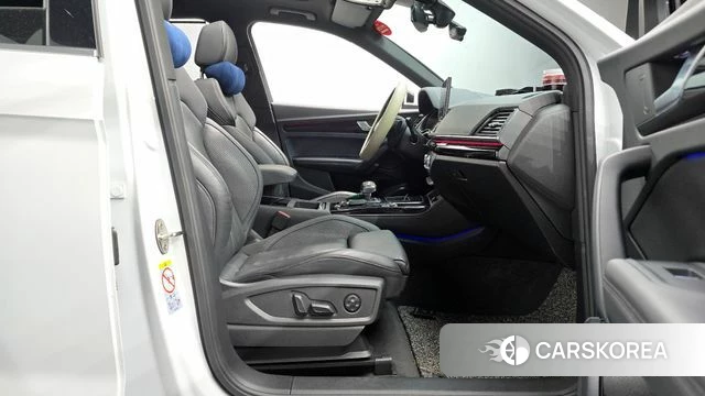 Audi Q5 (FY) 2022 Белый из Кореи, фото 2